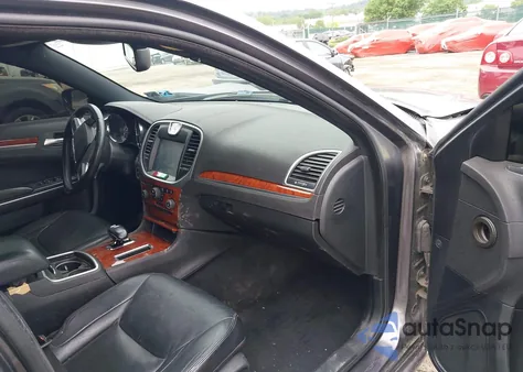 2013 Chrysler 300 from USA, damaged, VIN 2C3CCAAG9DH735717